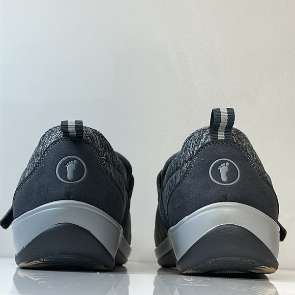 Orthofeet 822 Quincy Stretch Gray Orthotic Slip On Shoes Womens 11X-Wide (2E) - Picture 4 of 15